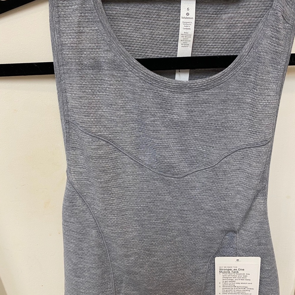 Lululemon Stronger as one Muscle tank